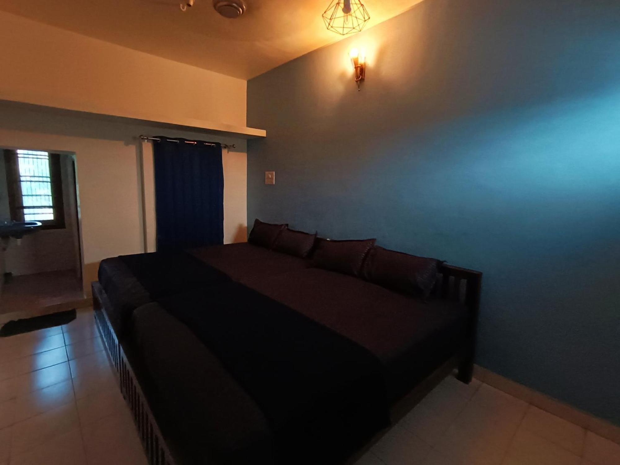 Omkara - The Fives Guest House ติรุวันนามาลัย ห้อง รูปภาพ