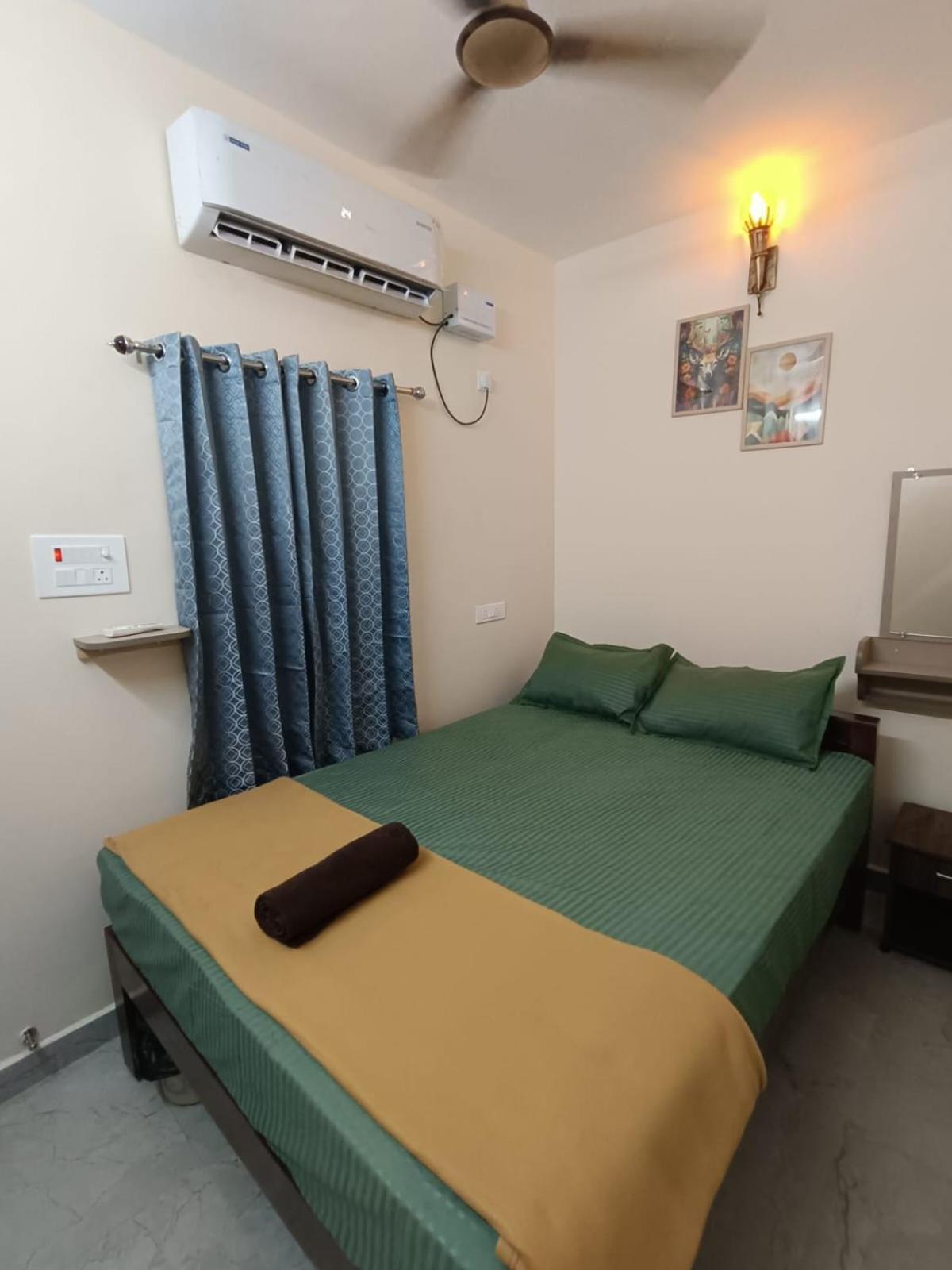 Omkara - The Fives Guest House ติรุวันนามาลัย ภายนอก รูปภาพ